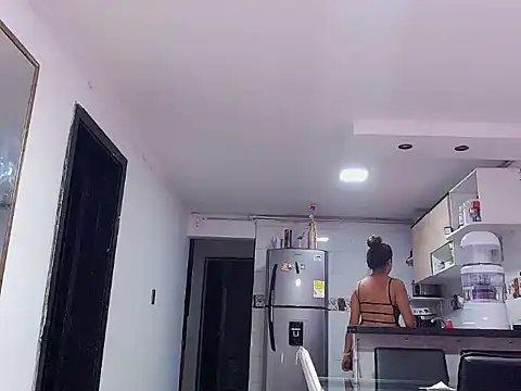 Snapshot of Caroline_Jons chatting on November 2025 11:10:02 AM Caroline Jons online show from November 2025 11:10:02 AM