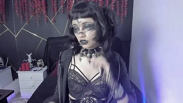 Snapshot of Yueeclipsa chatting on October 2025 12:02:02 AM Yueeclipsa online show from October 2025 12:02:02 AM