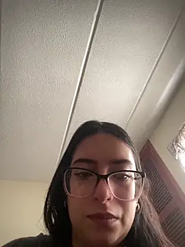 Kloe Novoa online show from April 2026 02:59:02 PM