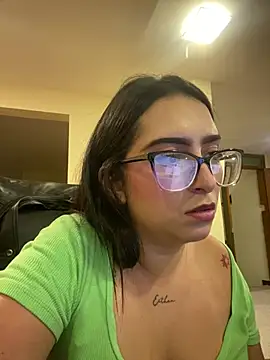 Kloe Novoa online show from April 2026 05:30:01 PM