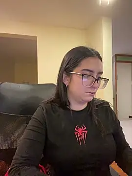 Kloe Novoa online show from May 2026 06:24:02 PM