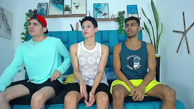 Snapshot of Hot_Boys_Latinos_X chatting on November 2025 05:22:01 PM Hot Boys Latinos X online show from November 2025 05:22:01 PM