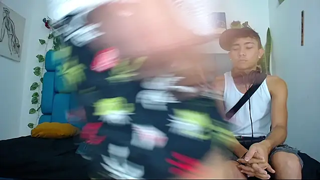 Hot Boys Latinos X online show from January 2026 05:07:02 PM