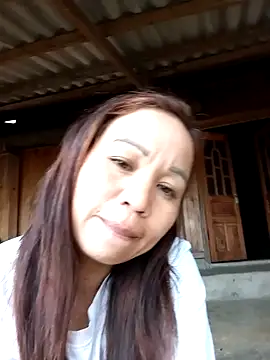 Gwen-n online show from October 2025 06:10:01 AM