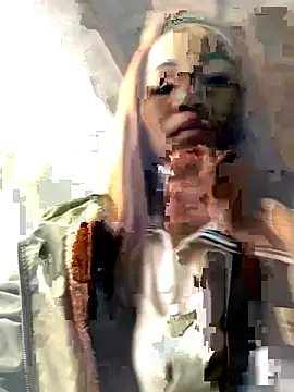 Gwen-n online show from November 2025 01:51:02 AM