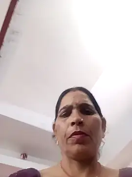 Indiangueen online show from November 2025 05:54:01 AM