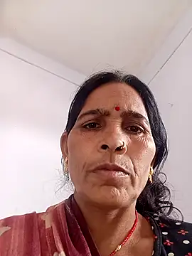 Indiangueen online show from November 2025 04:06:02 AM