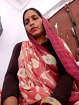 Indiangueen online show from December 2025 08:23:01 AM