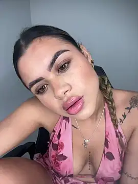 Alanna-foxx online show from November 2025 11:16:02 PM