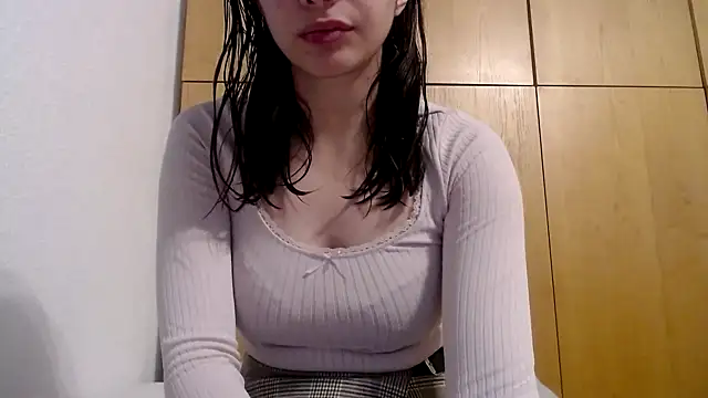 Snapshot of bellefleurrr chatting on November 2025 07:30:02 PM bellefleurrr online show from November 2025 07:30:02 PM