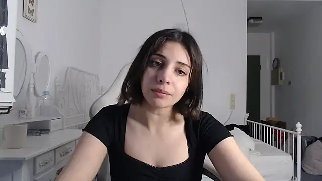 bellefleurrr online show from July 2026 08:04:02 PM
