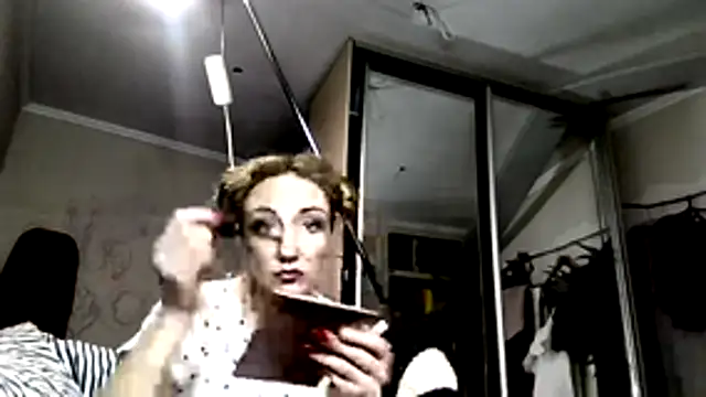 Snapshot of LilaniLoverx chatting on January 2026 09:42:01 PM LilaniLoverx online show from January 2026 09:42:01 PM