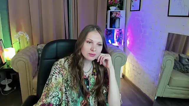 Snapshot of Alma_Diaz chatting on October 2025 05:44:02 AM Alma Diaz online show from October 2025 05:44:02 AM