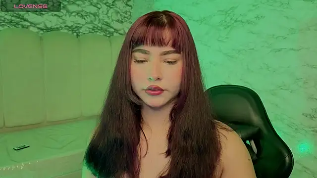 Afrodita Wild v online show from June 2026 01:09:02 PM