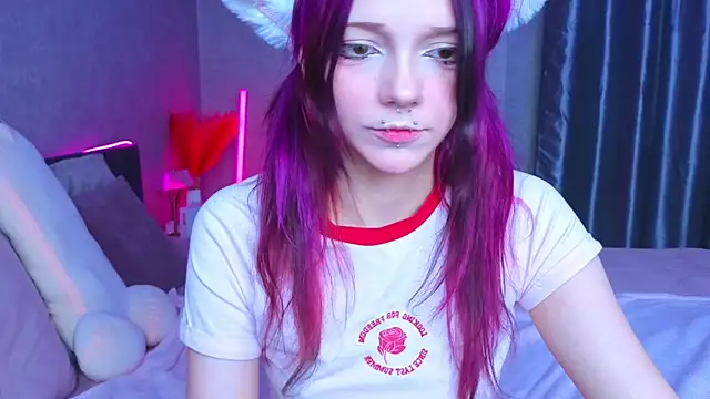 Snapshot of KittieHeart chatting on October 2025 06:36:01 PM KittieHeart online show from October 2025 06:36:01 PM