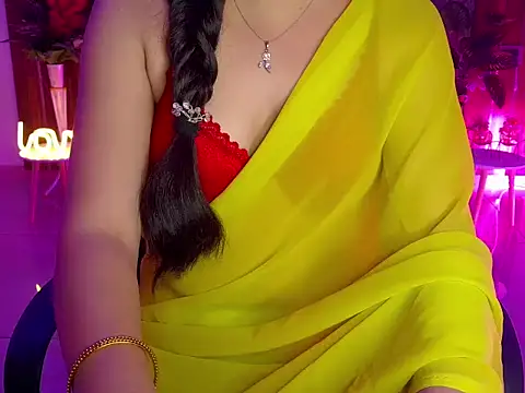 Snapshot of Misha_01 chatting on December 2025 08:13:01 PM Misha 01 online show from December 2025 08:13:01 PM