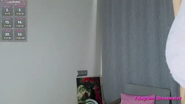 Snapshot of daarlingrosee chatting on March 2026 08:05:02 PM daarlingrosee online show from March 2026 08:05:02 PM