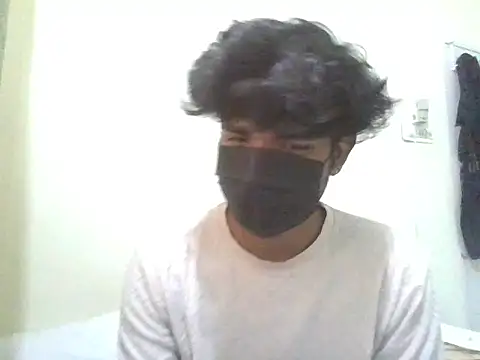 kriZ08 online show from May 2026 06:21:03 AM