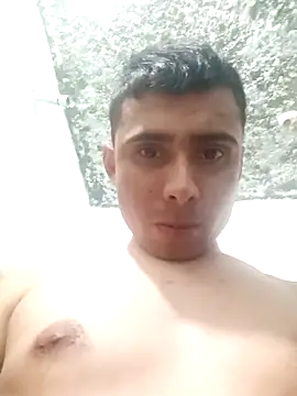 robinhd1234 online show from February 2026 06:39:02 PM