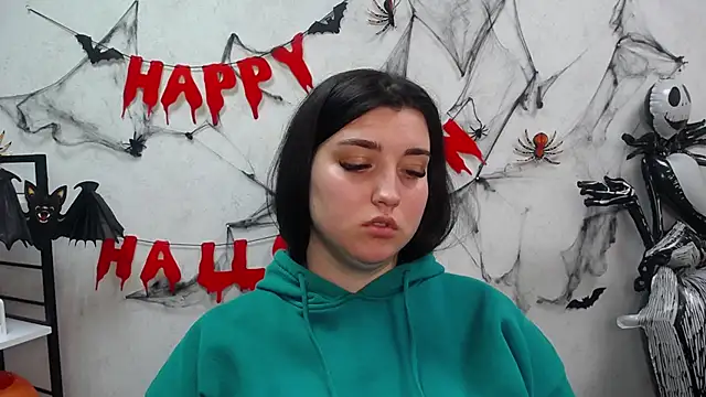 ScarletCargo online show from November 2025 11:10:01 AM