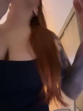 Snapshot of GiaStonne chatting on January 2026 04:48:02 AM GiaStonne online show from January 2026 04:48:02 AM