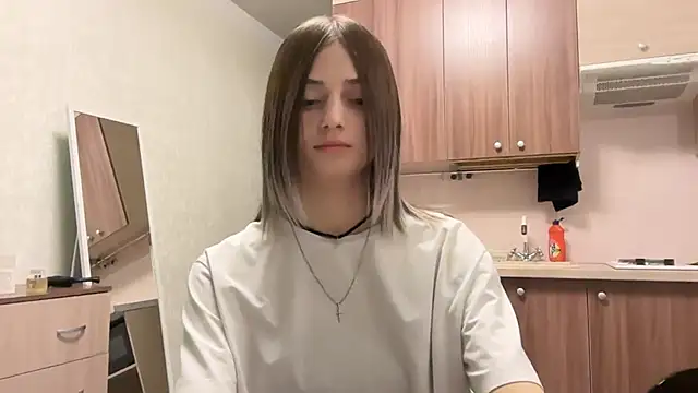 Snapshot of AidaGloshen chatting on November 2025 04:09:01 PM AidaGloshen online show from November 2025 04:09:01 PM