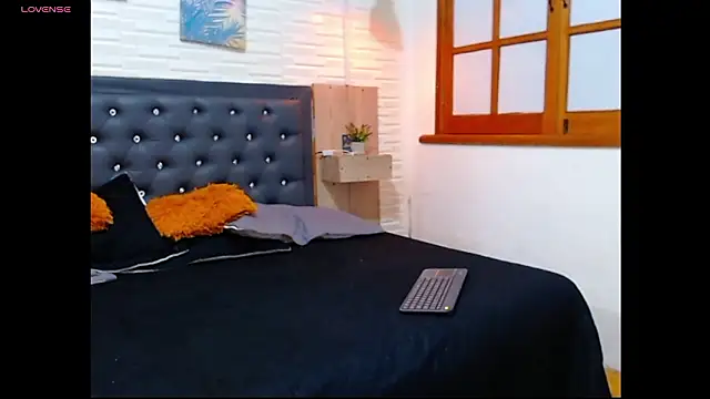 Snapshot of Tribilin_ht chatting on March 2026 10:27:02 PM Tribilin ht online show from March 2026 10:27:02 PM