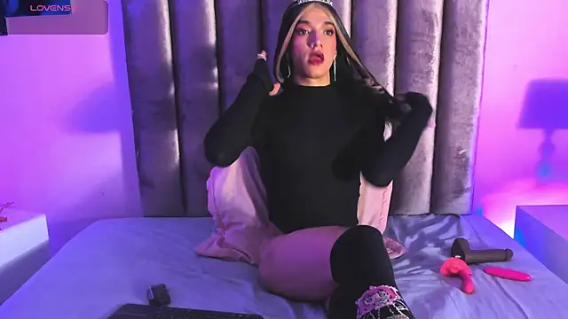 Samy Johnson1 online show from October 2025 08:10:01 PM