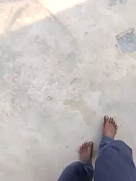 desicoupleNoon online show from January 2026 04:39:02 AM