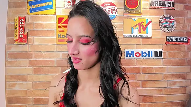 Snapshot of foxy_sharlotte chatting on February 2026 06:15:01 PM foxy sharlotte online show from February 2026 06:15:01 PM