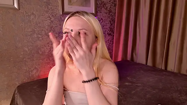 VivieSunn online show from June 2026 02:56:01 PM