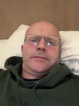 Snapshot of camslave6666 chatting on November 2025 05:45:03 PM camslave6666 online show from November 2025 05:45:03 PM