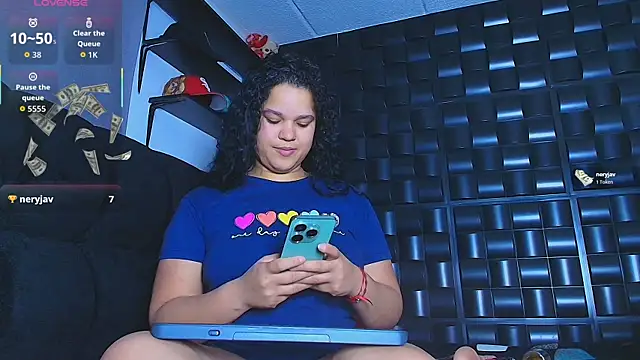 Kesha rosse  online show from December 2025 07:04:01 AM