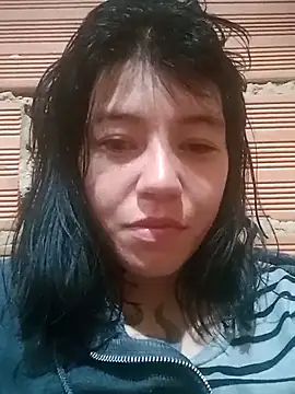 Angeline Thompson online show from November 2025 05:10:02 AM