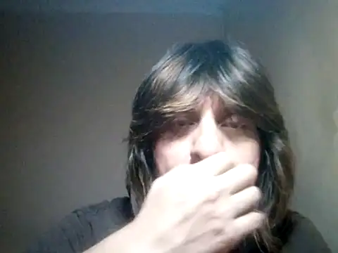Snapshot of Robbie_78 chatting on April 2026 01:40:01 AM Robbie 78 online show from April 2026 01:40:01 AM