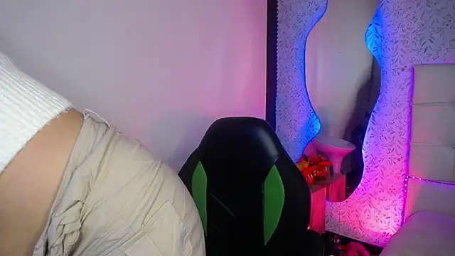 Catleya x online show from November 2025 09:58:01 PM