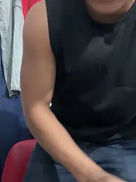 Snapshot of maruquint28 chatting on November 2025 10:52:02 PM maruquint28 online show from November 2025 10:52:02 PM