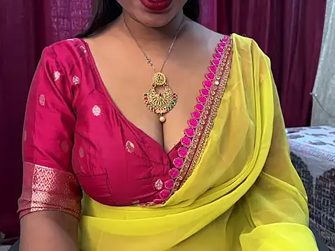 Snapshot of Ritika_janu chatting on June 2026 04:42:02 AM Ritika janu online show from June 2026 04:42:02 AM