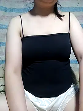Noelle-e online show from April 2026 08:44:02 PM