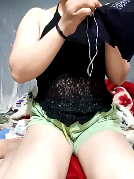 Phoena-a online show from May 2026 01:16:02 PM
