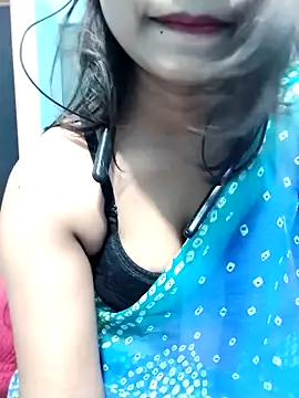 Snapshot of cute_mahi07 chatting on October 2025 06:56:01 PM cute mahi07 online show from October 2025 06:56:01 PM