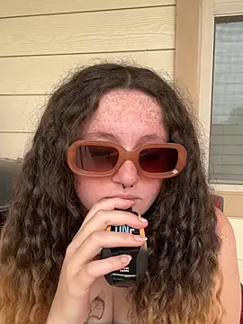 Snapshot of sugasunny04 chatting on February 2026 07:54:01 PM sugasunny04 online show from February 2026 07:54:01 PM