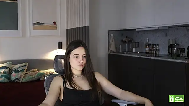 amelie shine online show from October 2025 11:22:01 AM