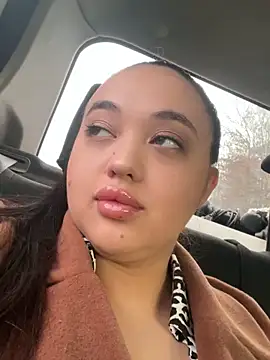 Snapshot of Sun-After-Rine chatting on November 2025 09:41:02 AM Sun-After-Rine online show from November 2025 09:41:02 AM