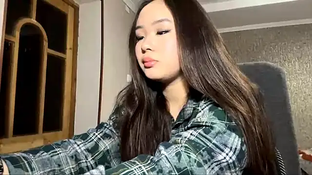 Snapshot of SupremeDividend chatting on November 2025 02:50:01 PM SupremeDividend online show from November 2025 02:50:01 PM