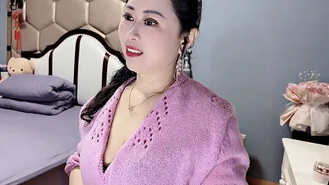 yaoyao22678 online show from May 2026 01:33:01 AM
