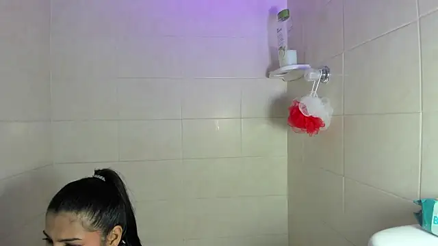 Snapshot of Leyacopper_ chatting on February 2026 11:27:02 PM Leyacopper online show from February 2026 11:27:02 PM