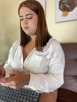 Snapshot of RileyFlame chatting on November 2025 04:18:01 PM RileyFlame online show from November 2025 04:18:01 PM