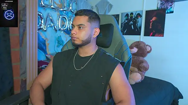 Snapshot of Tiler_wolker chatting on February 2026 03:25:01 AM Tiler wolker online show from February 2026 03:25:01 AM