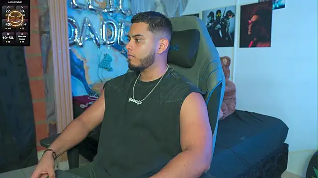 Snapshot of Tiler_wolker chatting on February 2026 12:08:01 AM Tiler wolker online show from February 2026 12:08:01 AM